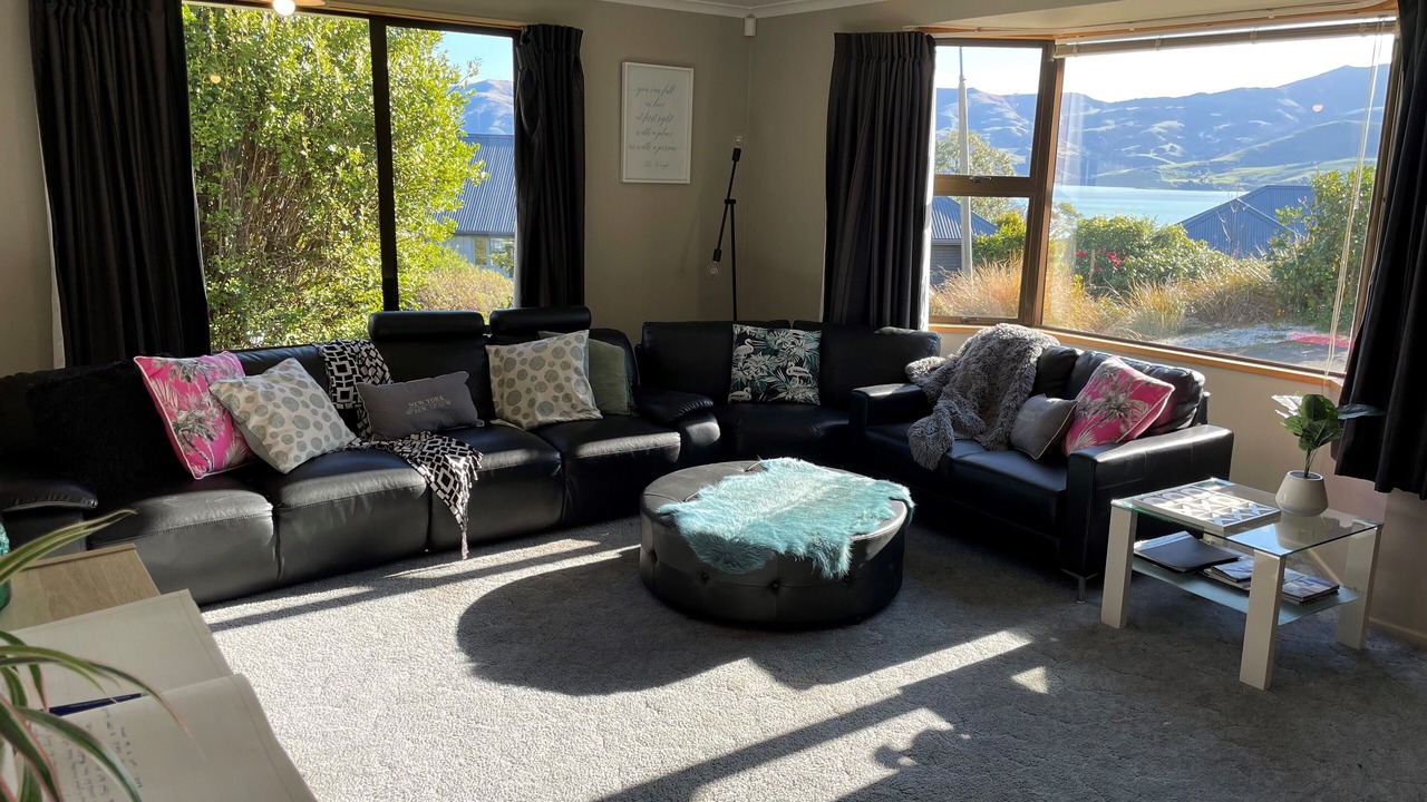 Photo of Livingroom in Akaroa