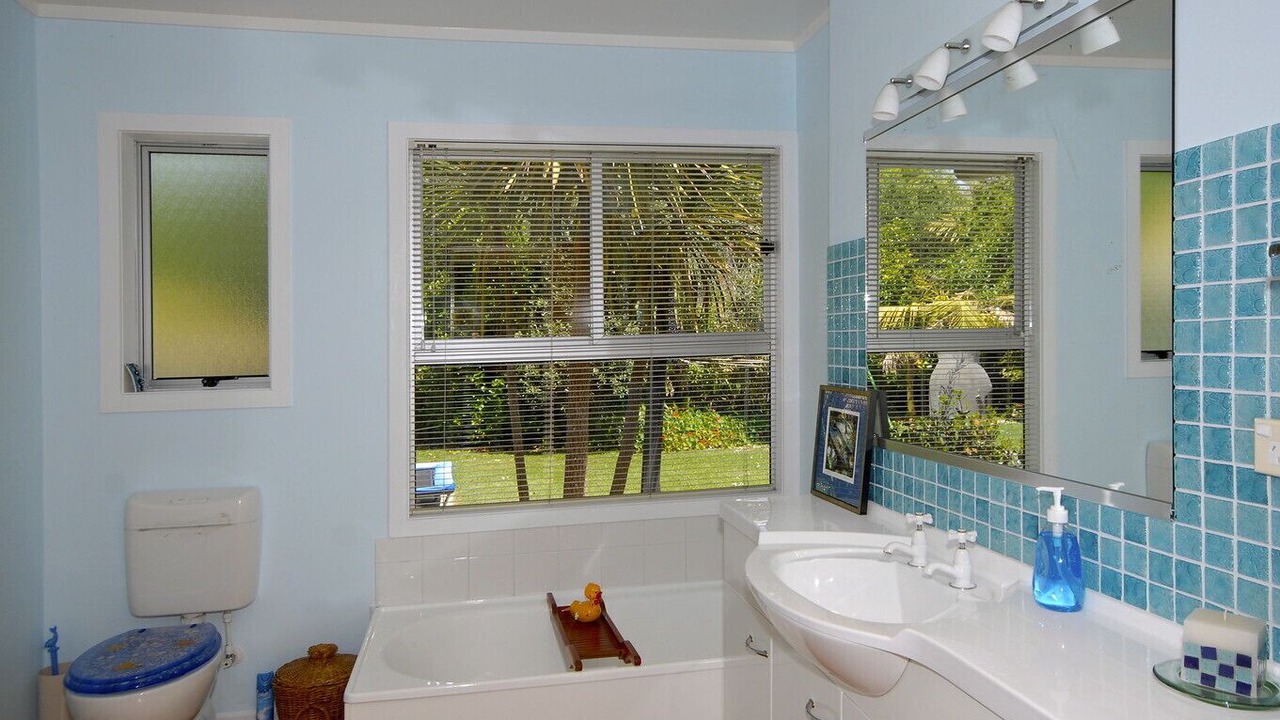 Photo of Bathroom in Matapouri