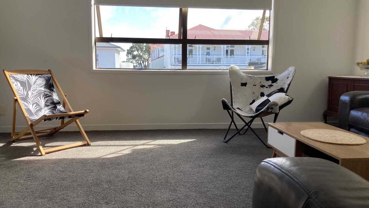 Photo of Livingroom in Russell