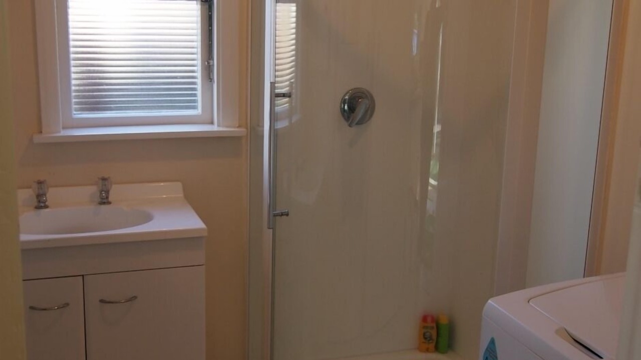 Photo of Bathroom in Waitarere Beach