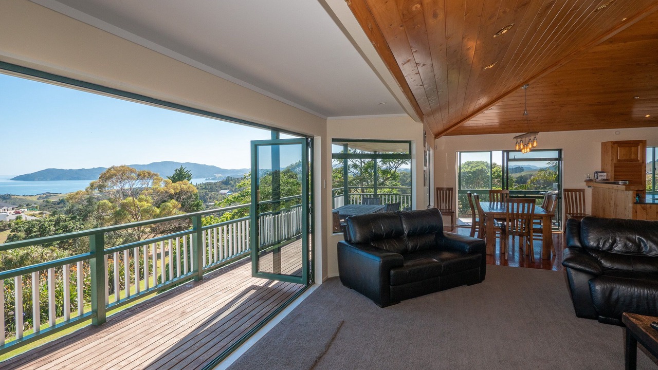 Photo of Livingroom in Doubtless Bay