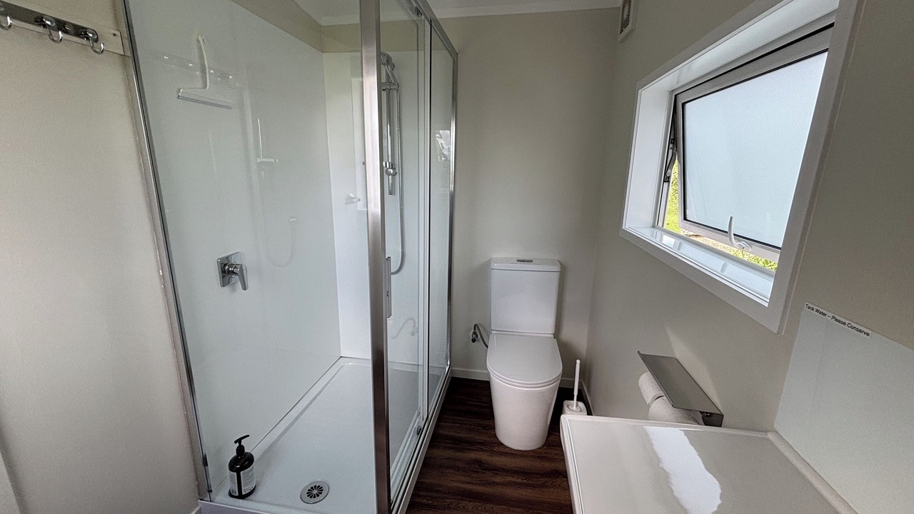 Photo of Bathroom in Russell