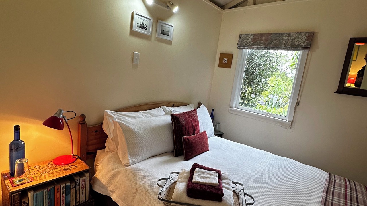 Photo of Bedroom in Coromandel