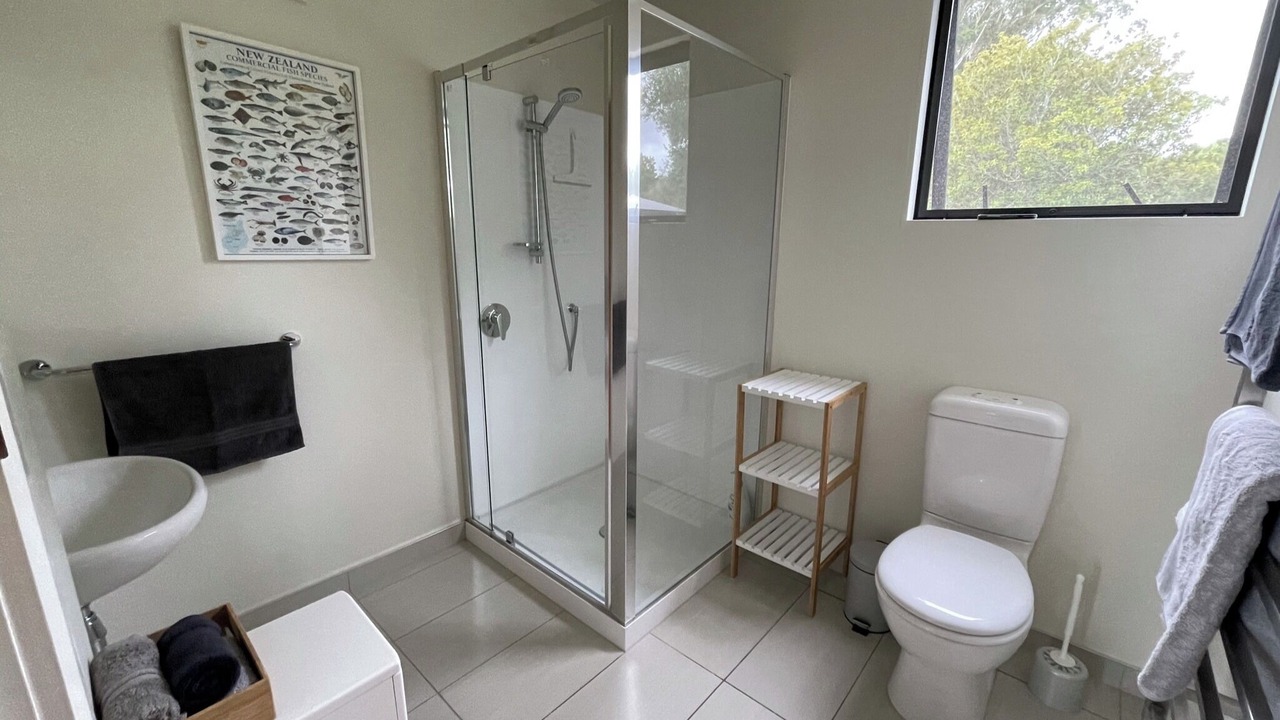 Photo of Bathroom in Russell