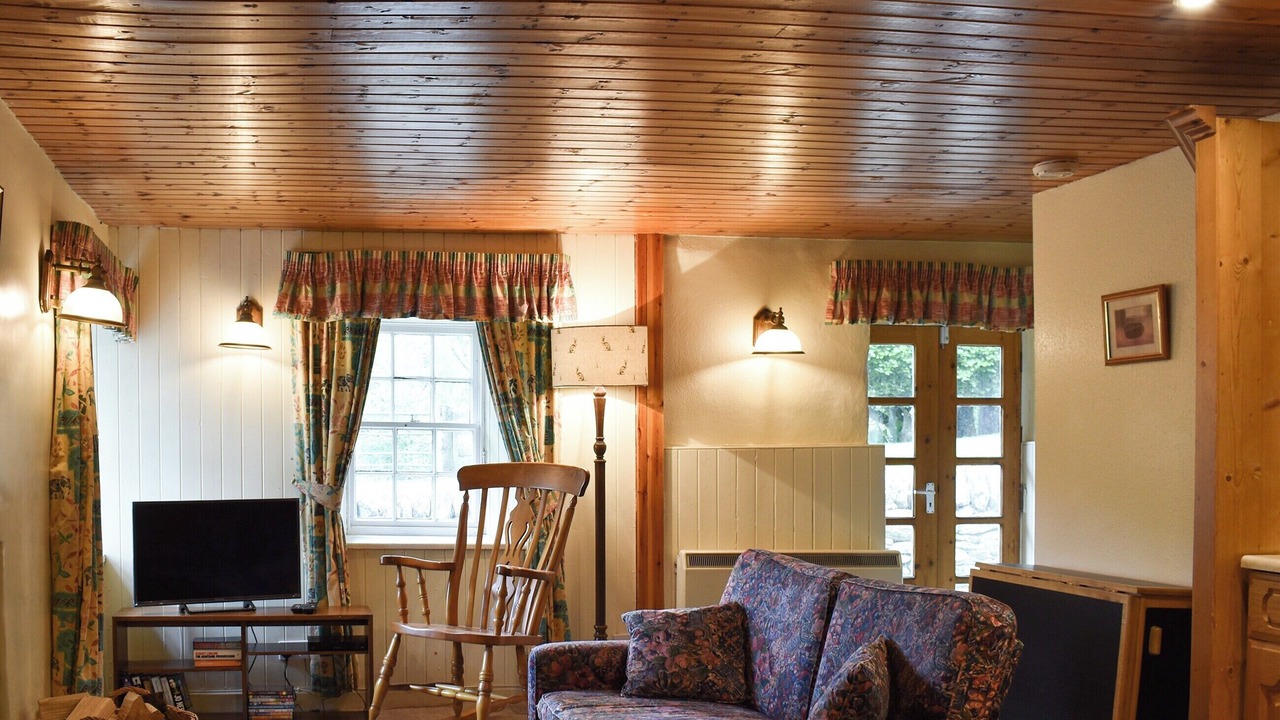 Photo of Bedroom in Kirriemuir