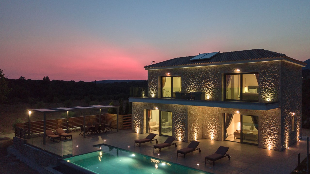 Photo of Outdoor in Karavados