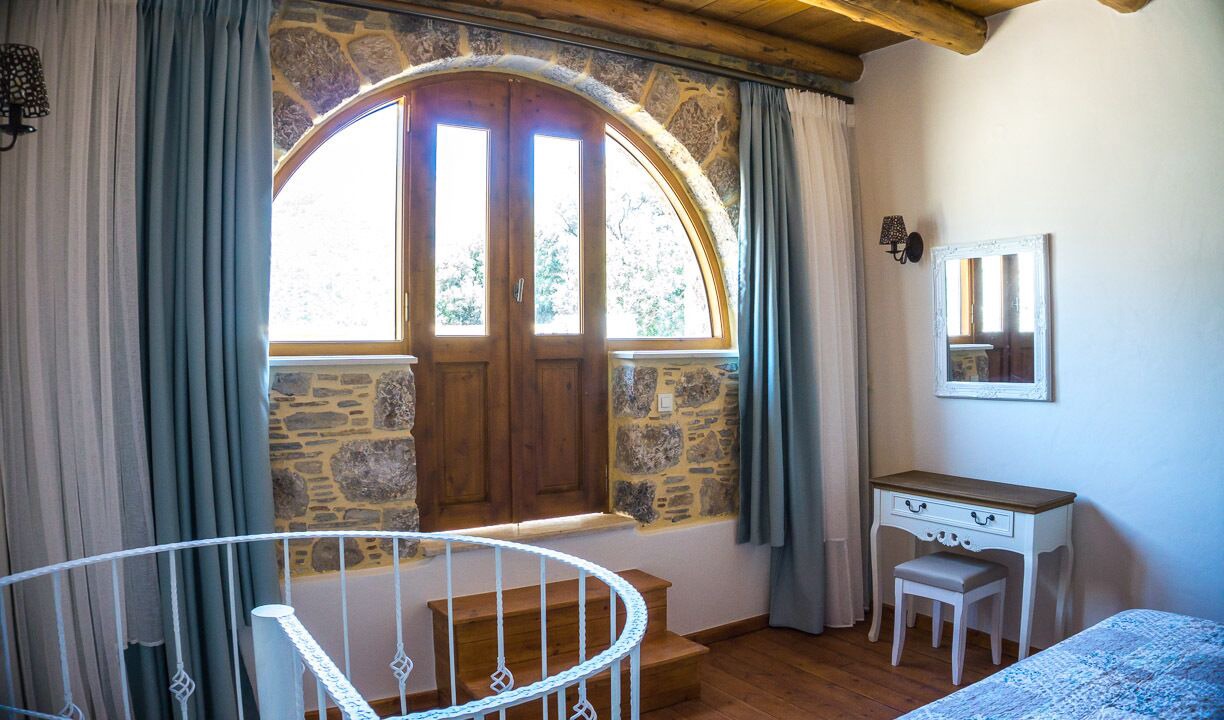 Photo of Bedroom in Moni
