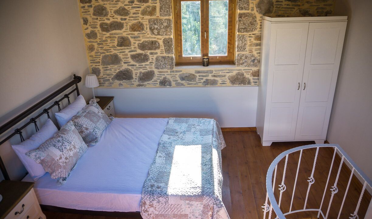Photo of Bedroom in Moni