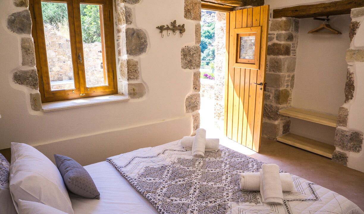 Photo of Bedroom in Moni