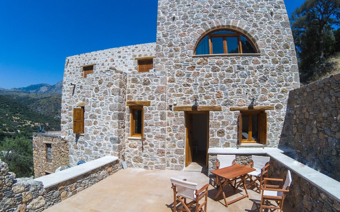 Photo of Outdoor in Moni