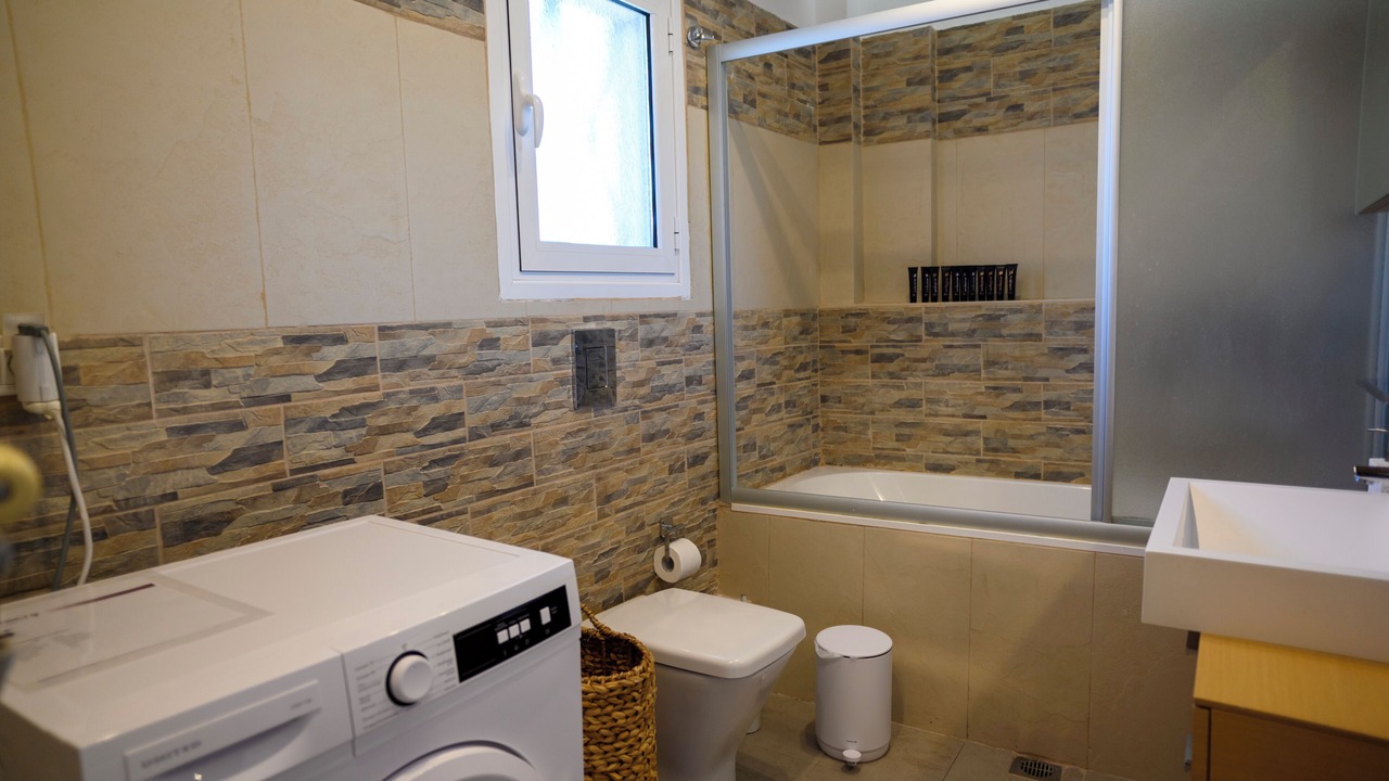 Photo of Bathroom in Irakleio