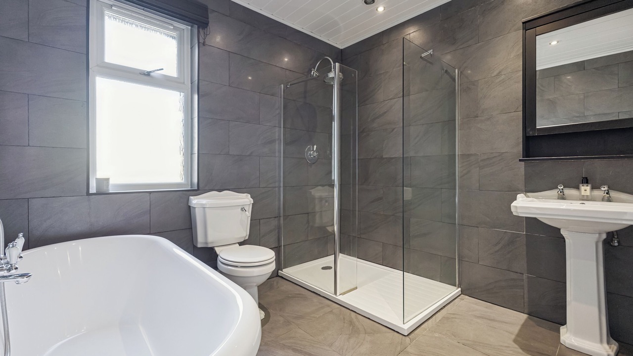 Photo of Bathroom in Drymen
