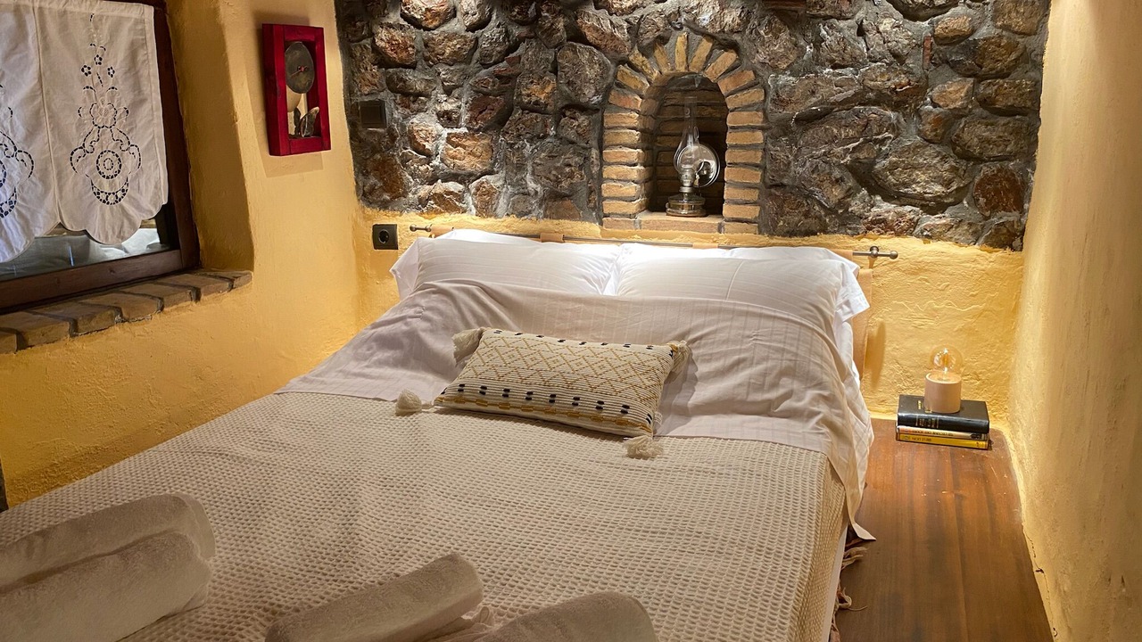Photo of Bedroom in Lilaia