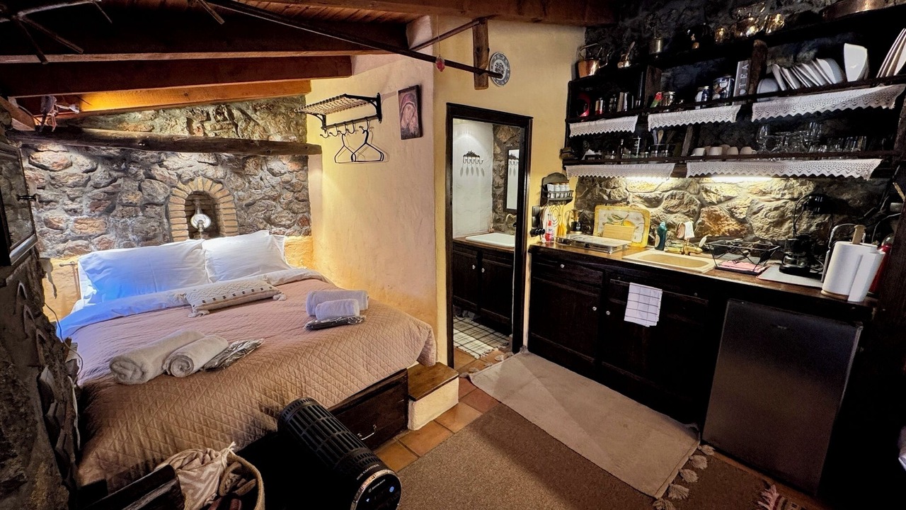 Photo of Bedroom in Lilaia