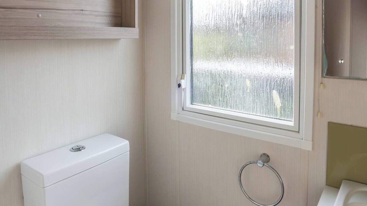 Photo of Bathroom in Prestonpans