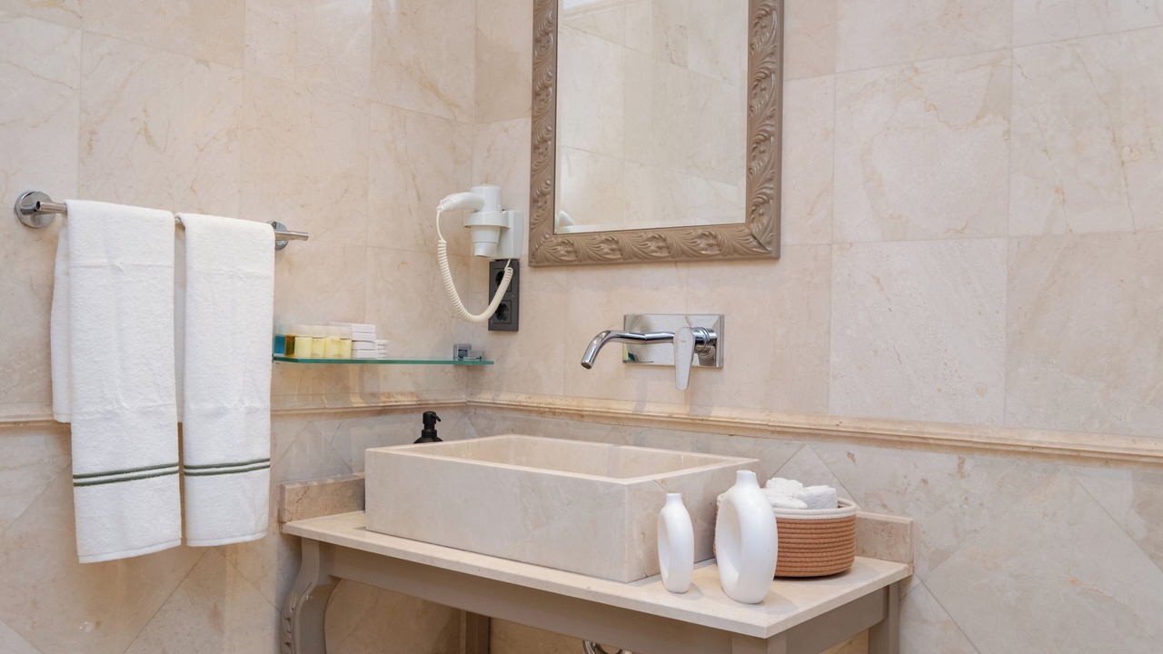 Photo of Bathroom in Cihangir
