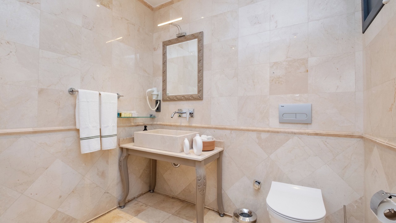 Photo of Bathroom in Cihangir