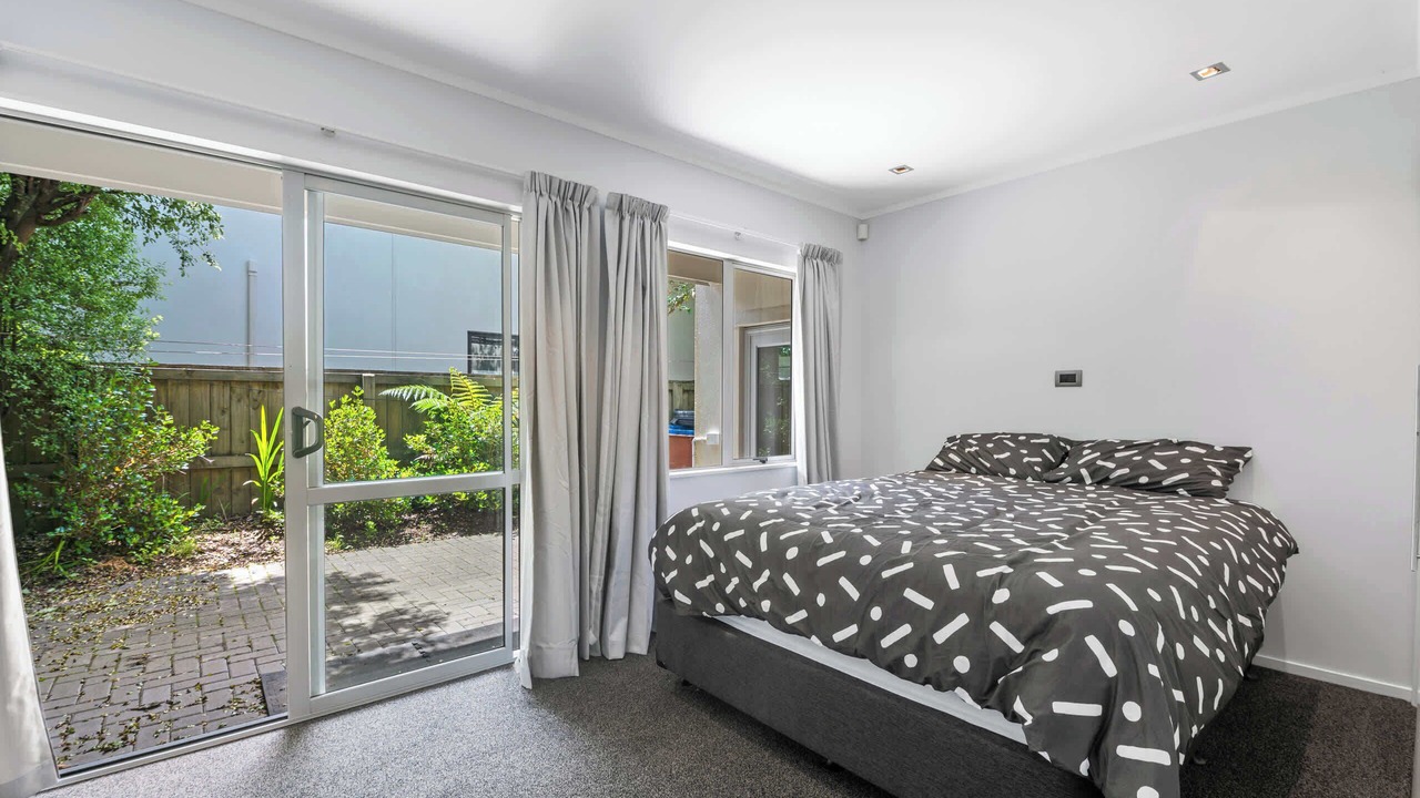 Photo of Bedroom in Lynmore
