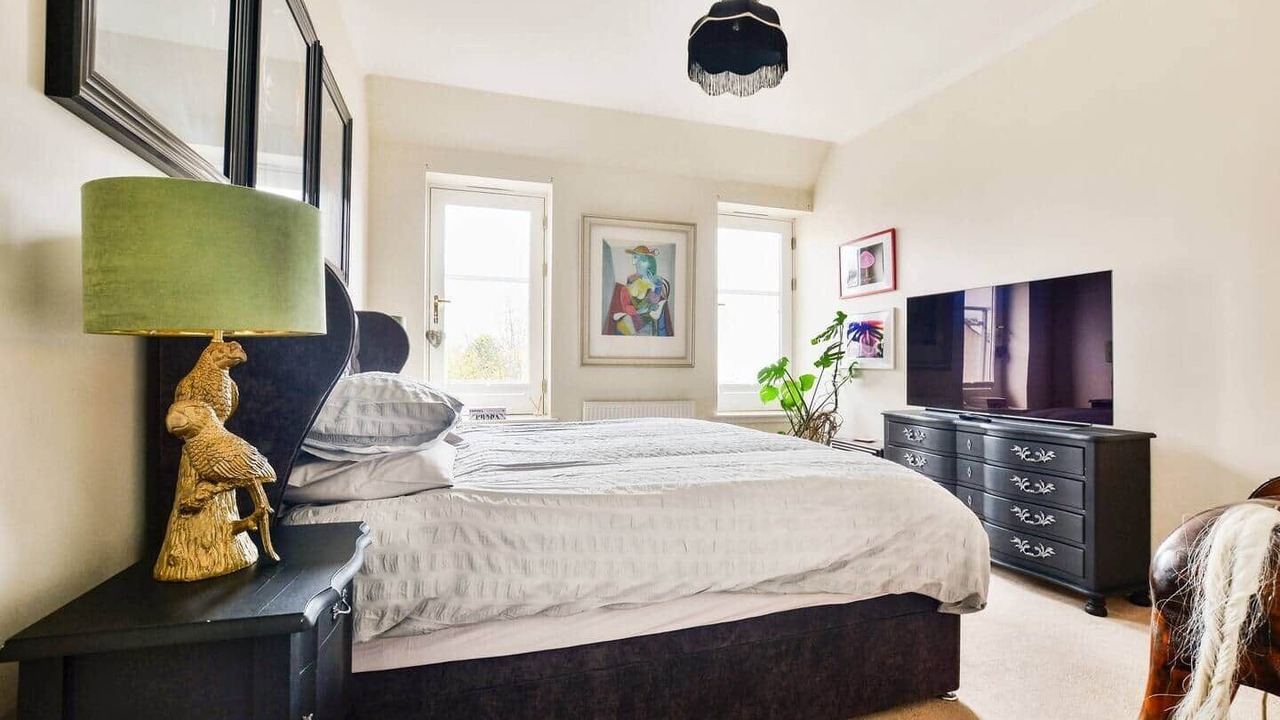 Photo of Bedroom in Kirkcaldy