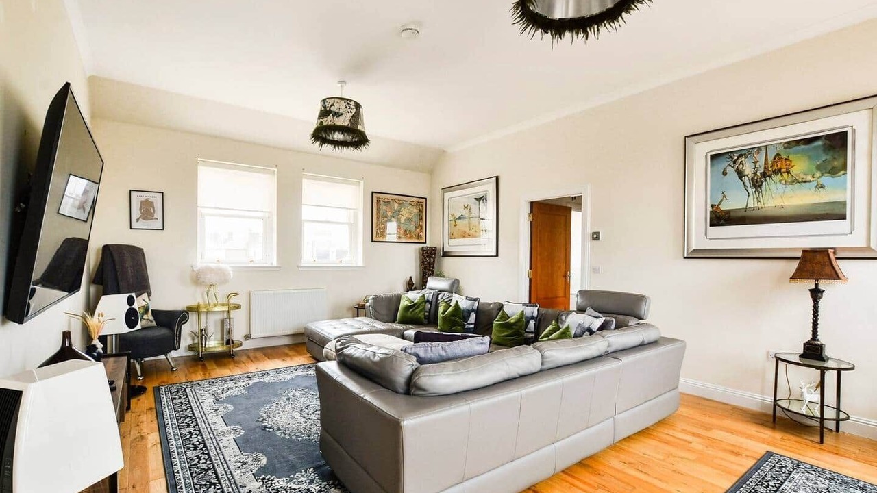 Photo of Livingroom in Kirkcaldy