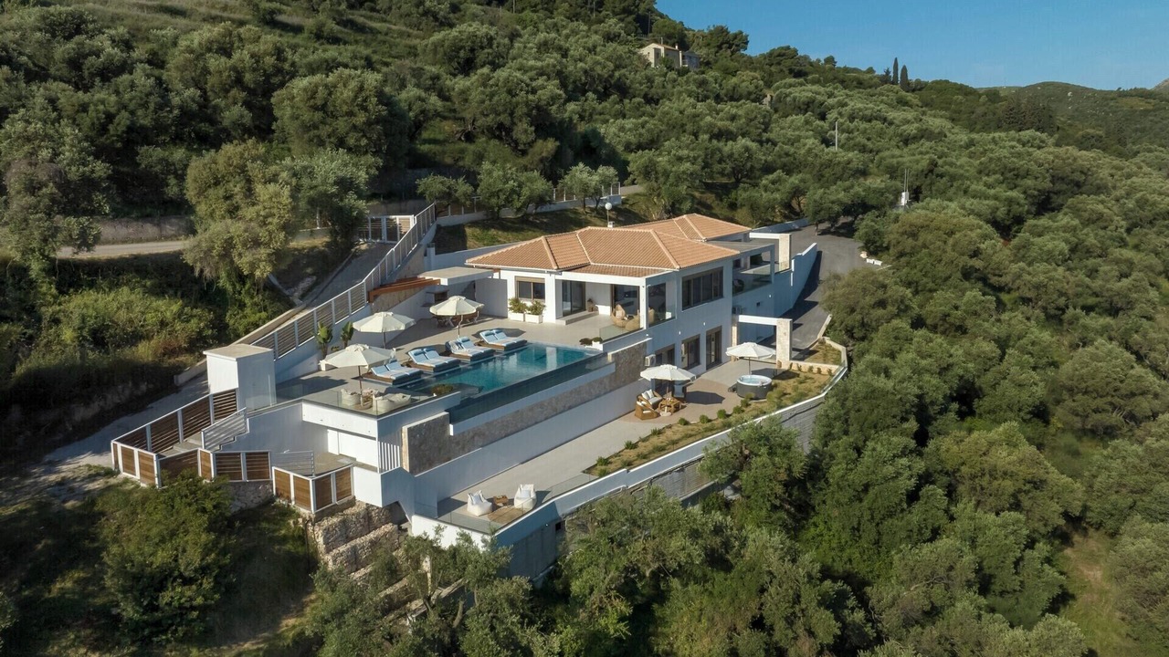 Photo of Others in Limni Keri