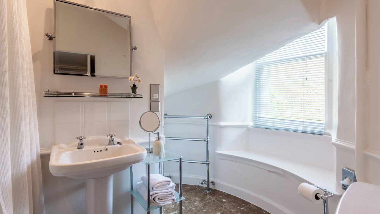 Photo of Bathroom in Brodick