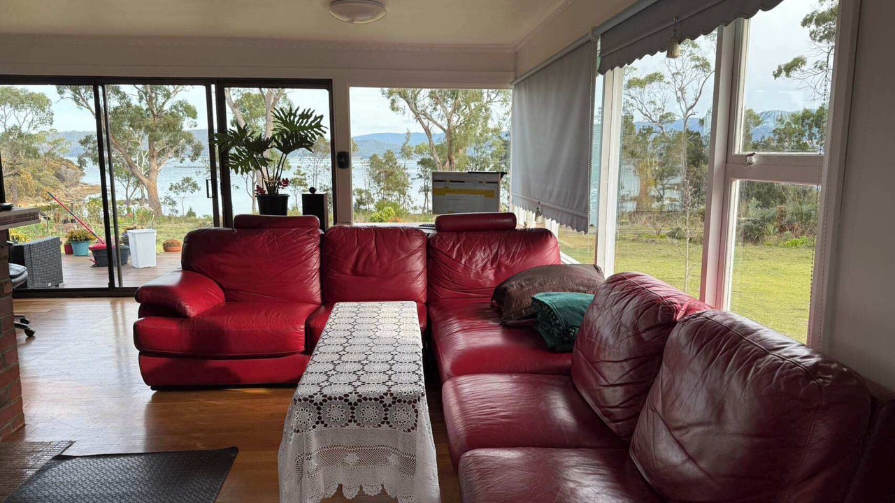 Photo of Livingroom in Tinderbox