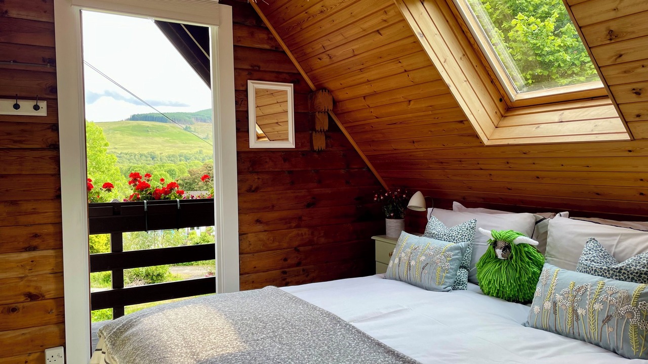 Photo of Bedroom in Lochearnhead