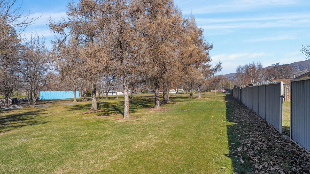 Photo of Outdoor in Lowburn