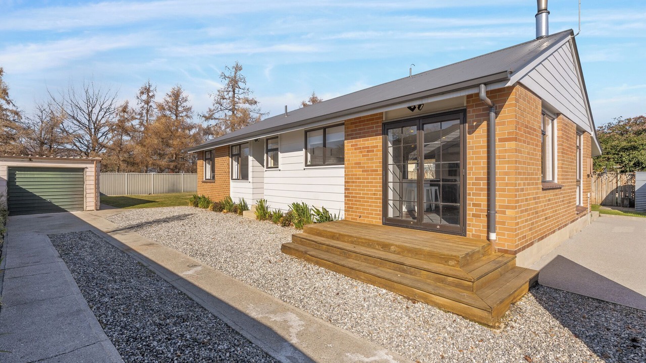Photo of Outdoor in Lowburn