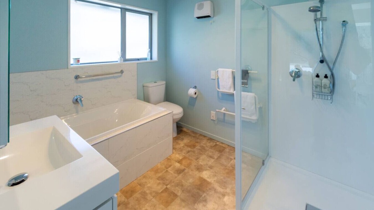 Photo of Bathroom in Somerfield
