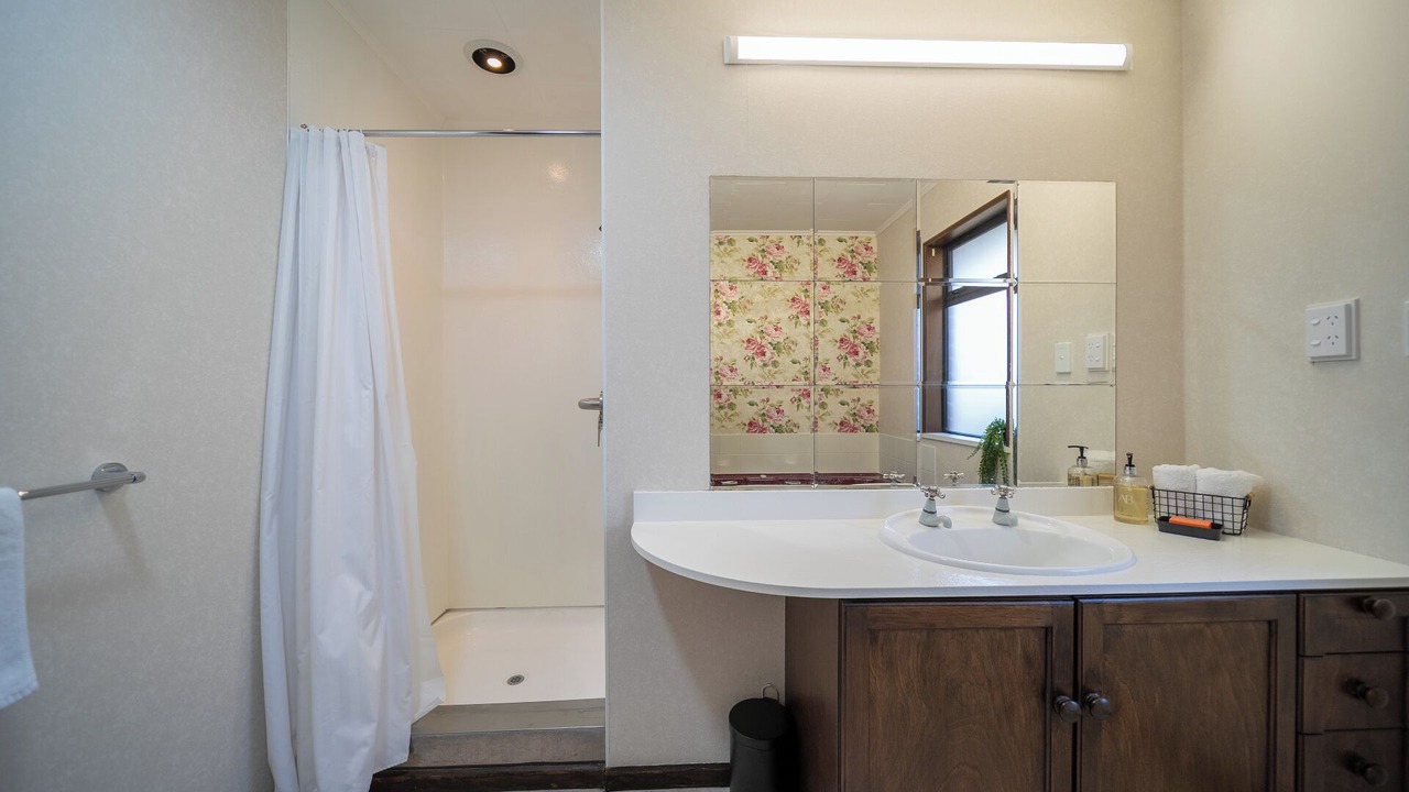 Photo of Bathroom in Te Anau