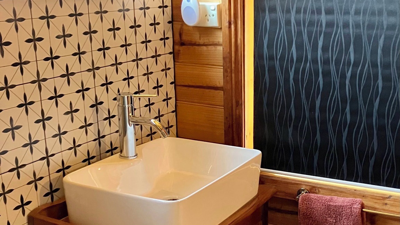 Photo of Bathroom in Zeehan
