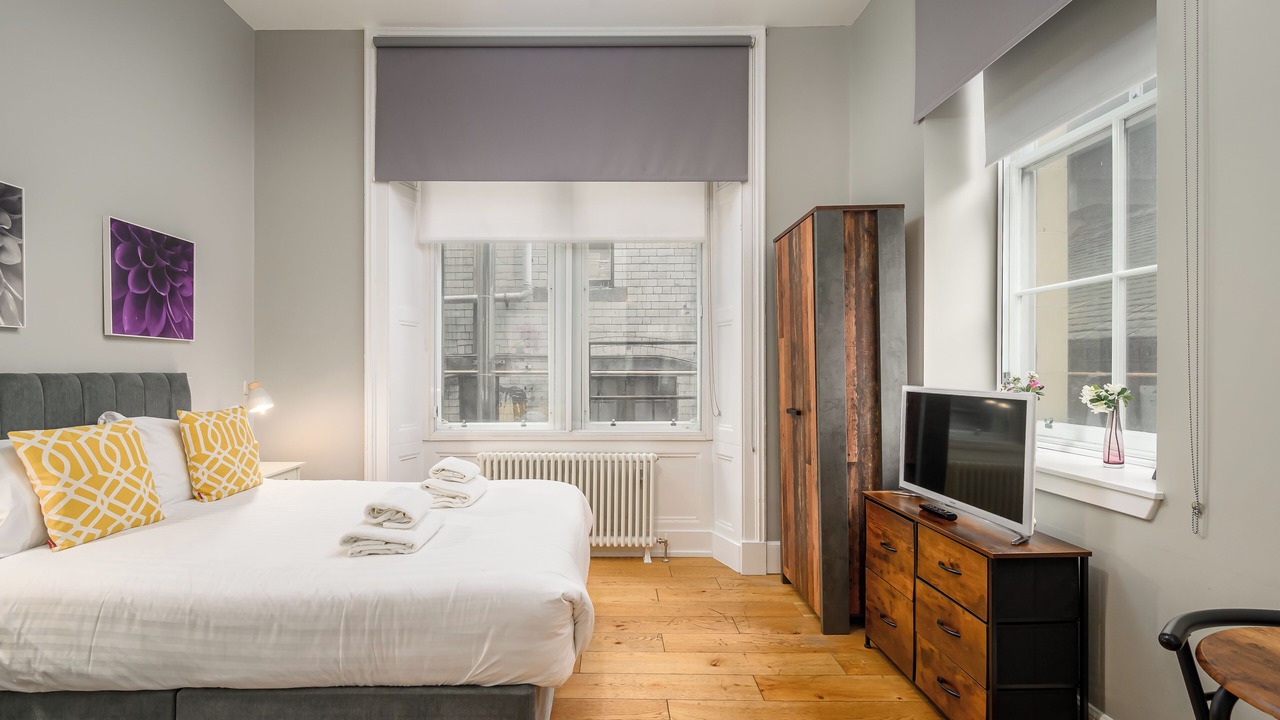 Photo of Bedroom in New Town