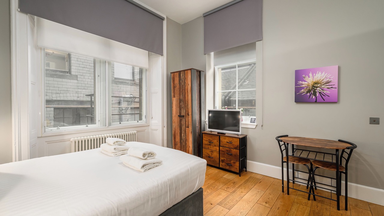 Photo of Bedroom in New Town