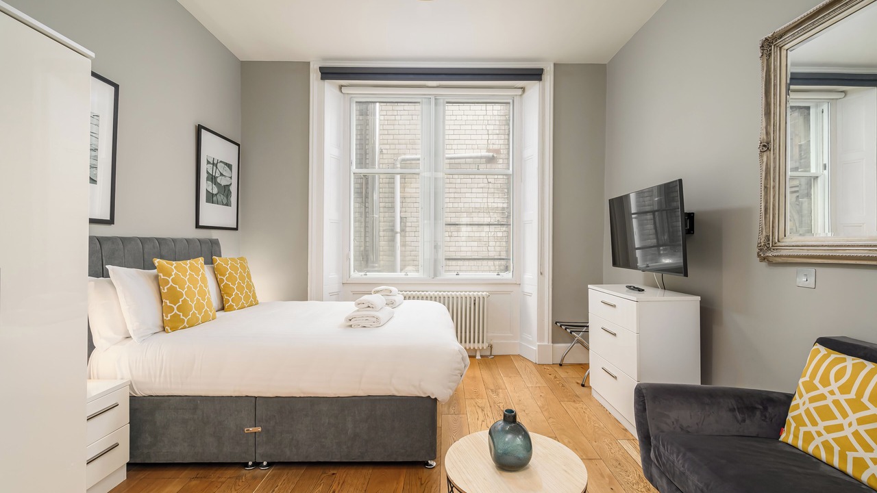 Photo of Bedroom in New Town