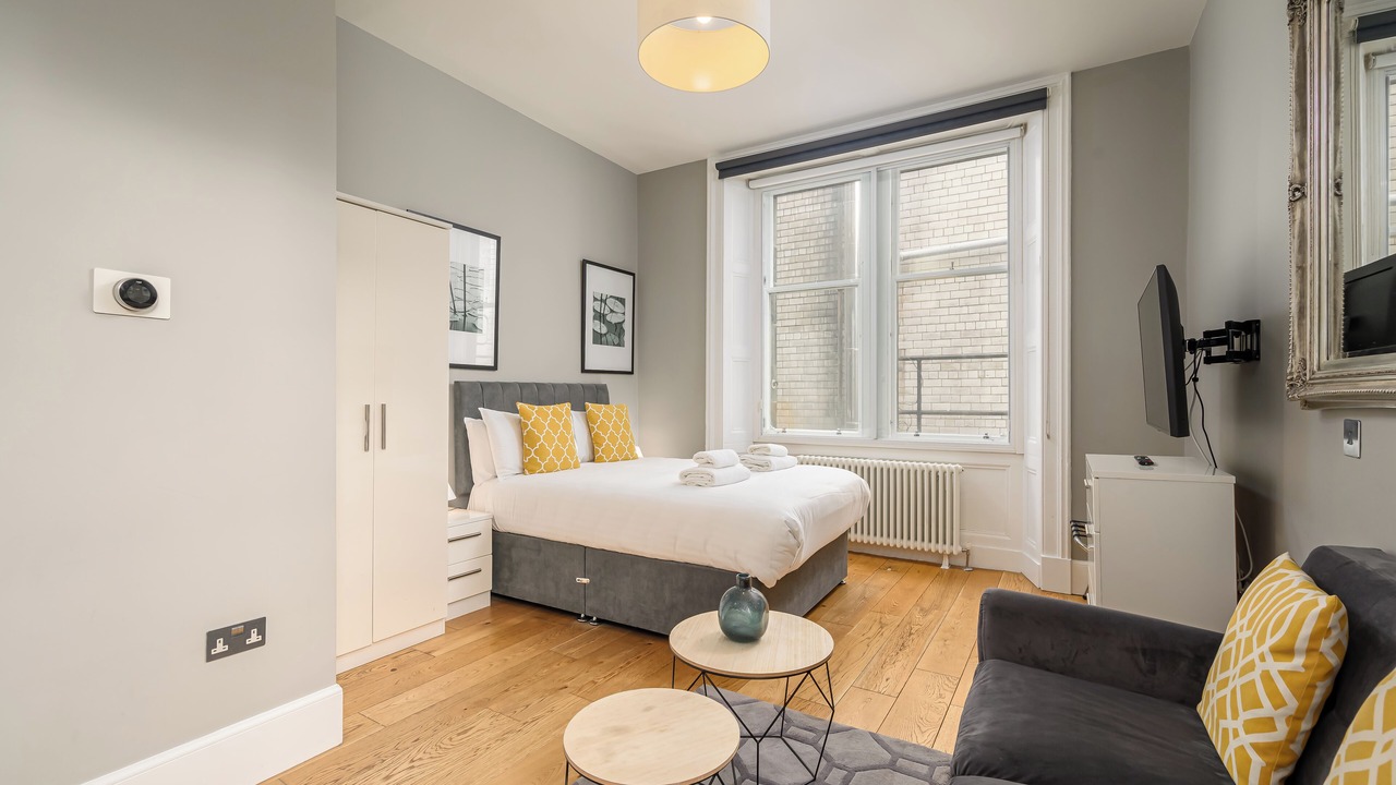 Photo of Bedroom in New Town