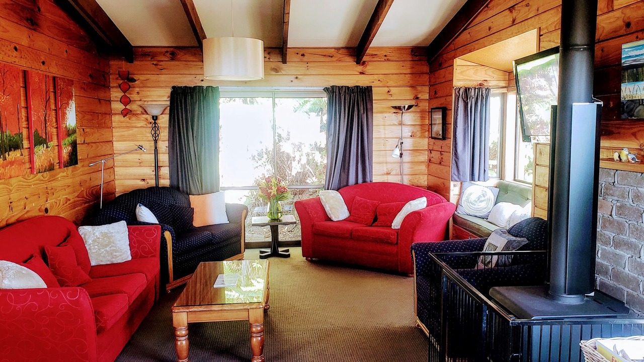 Photo of Livingroom in Pukawa