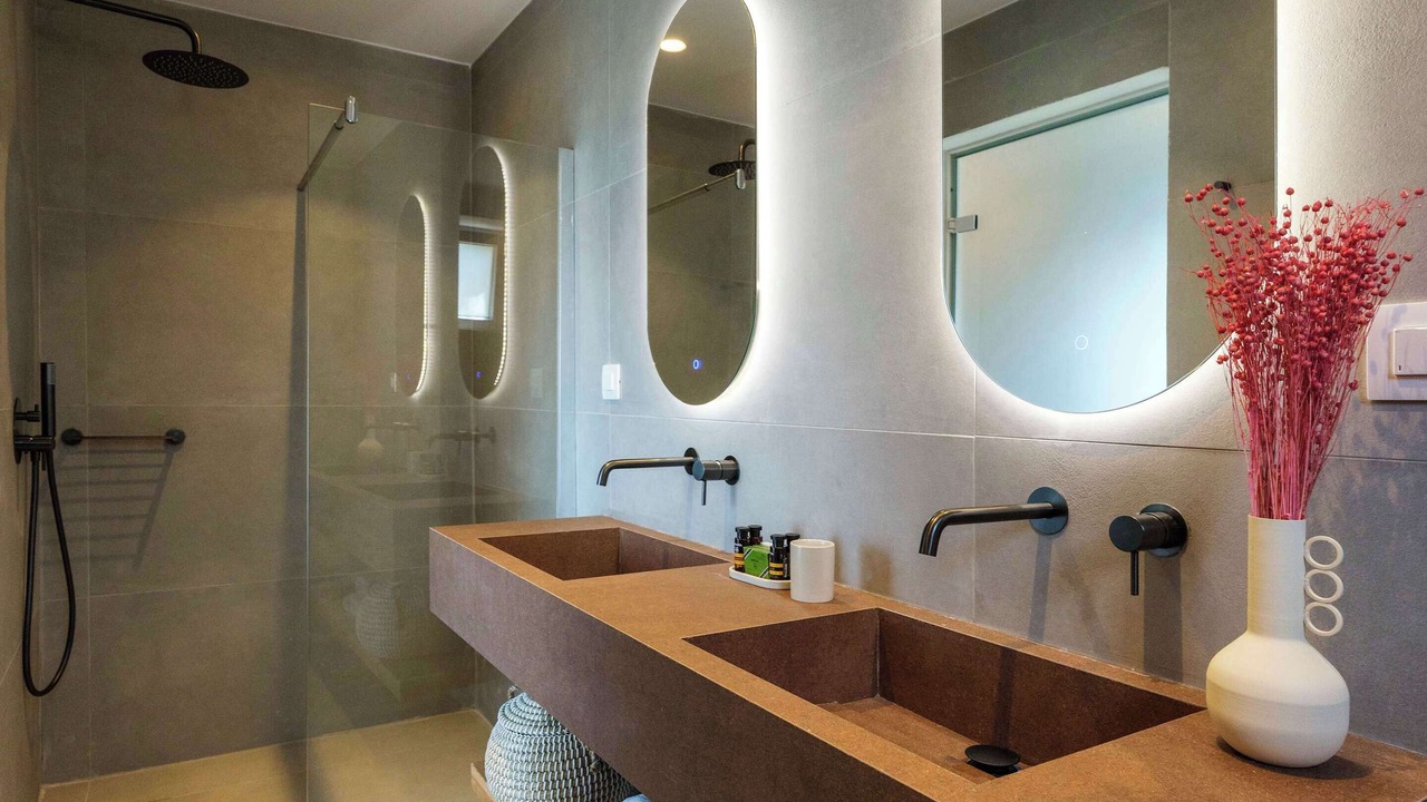 Photo of Bathroom in Psarou