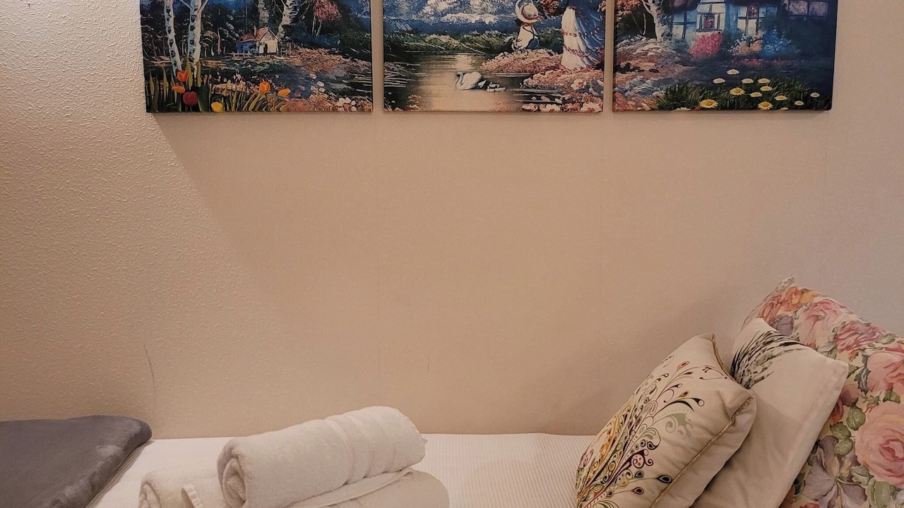 Photo of Bedroom in Glenbervie