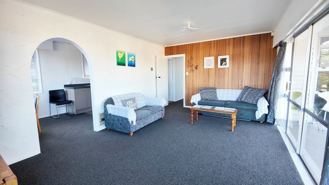Photo of Livingroom in Johnsonville