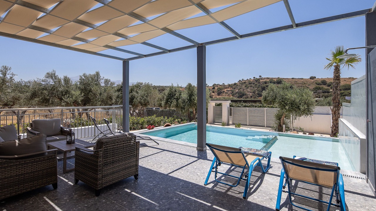 Photo of Patio Balcony in Roumeli