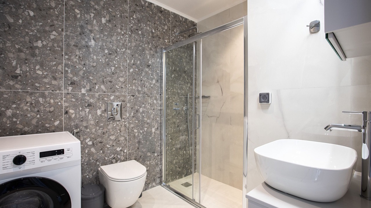 Photo of Bathroom in Roumeli