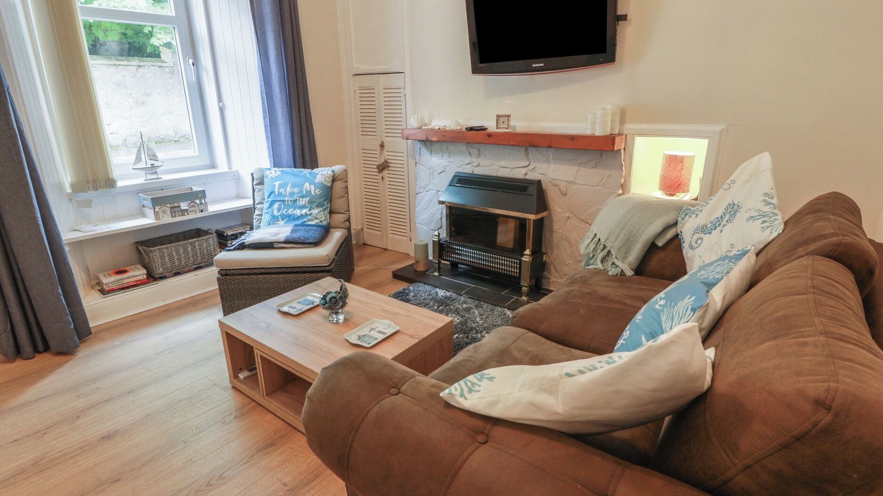 Photo of Livingroom in Millport