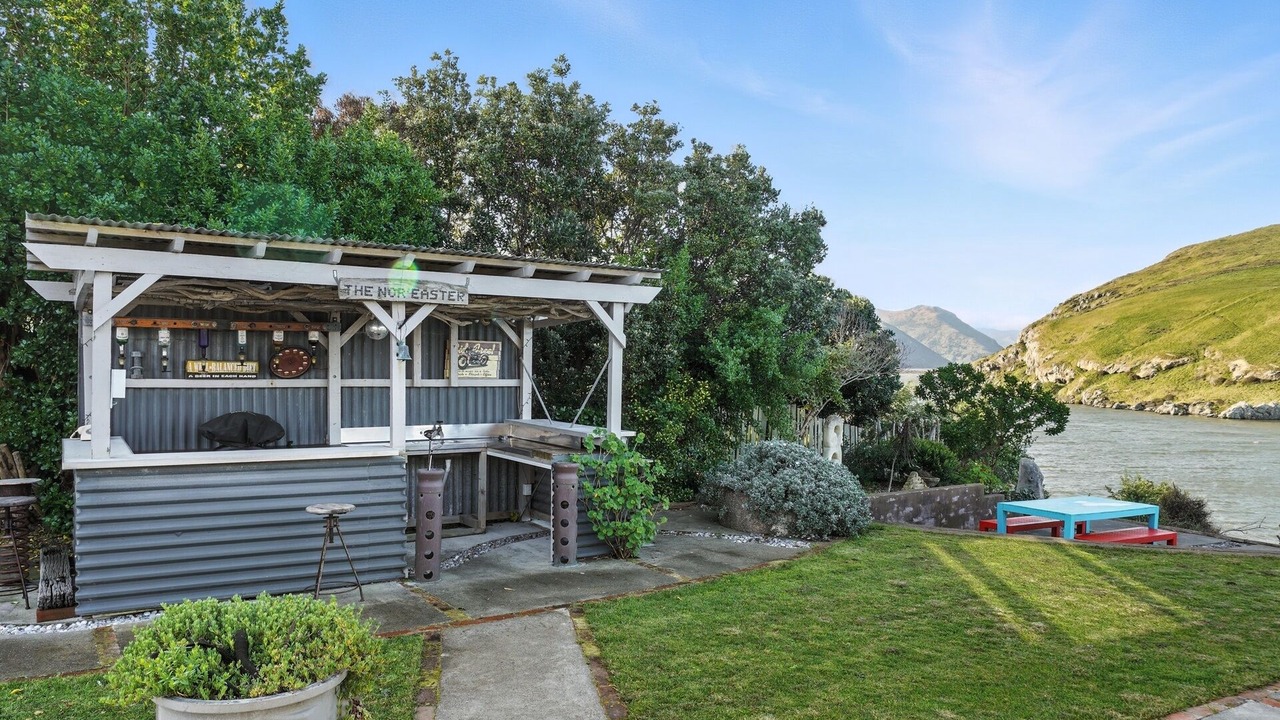 Photo of Outdoor in Birdlings Flat