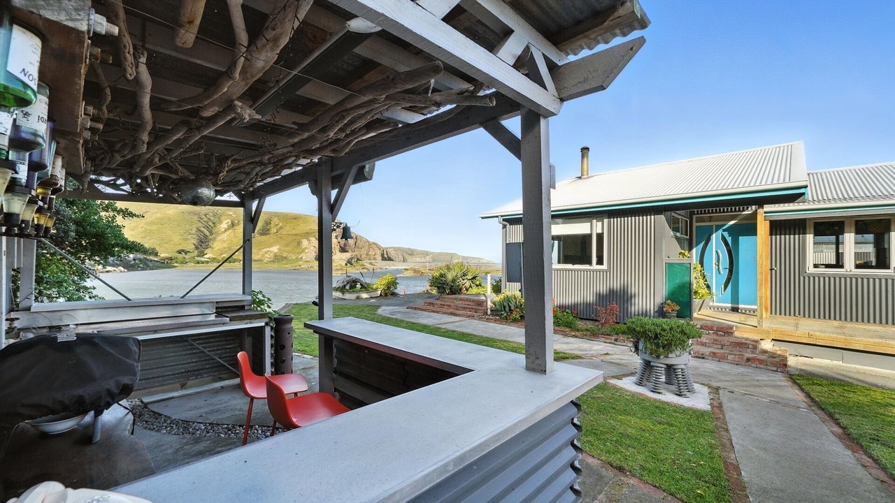 Photo of Outdoor in Birdlings Flat