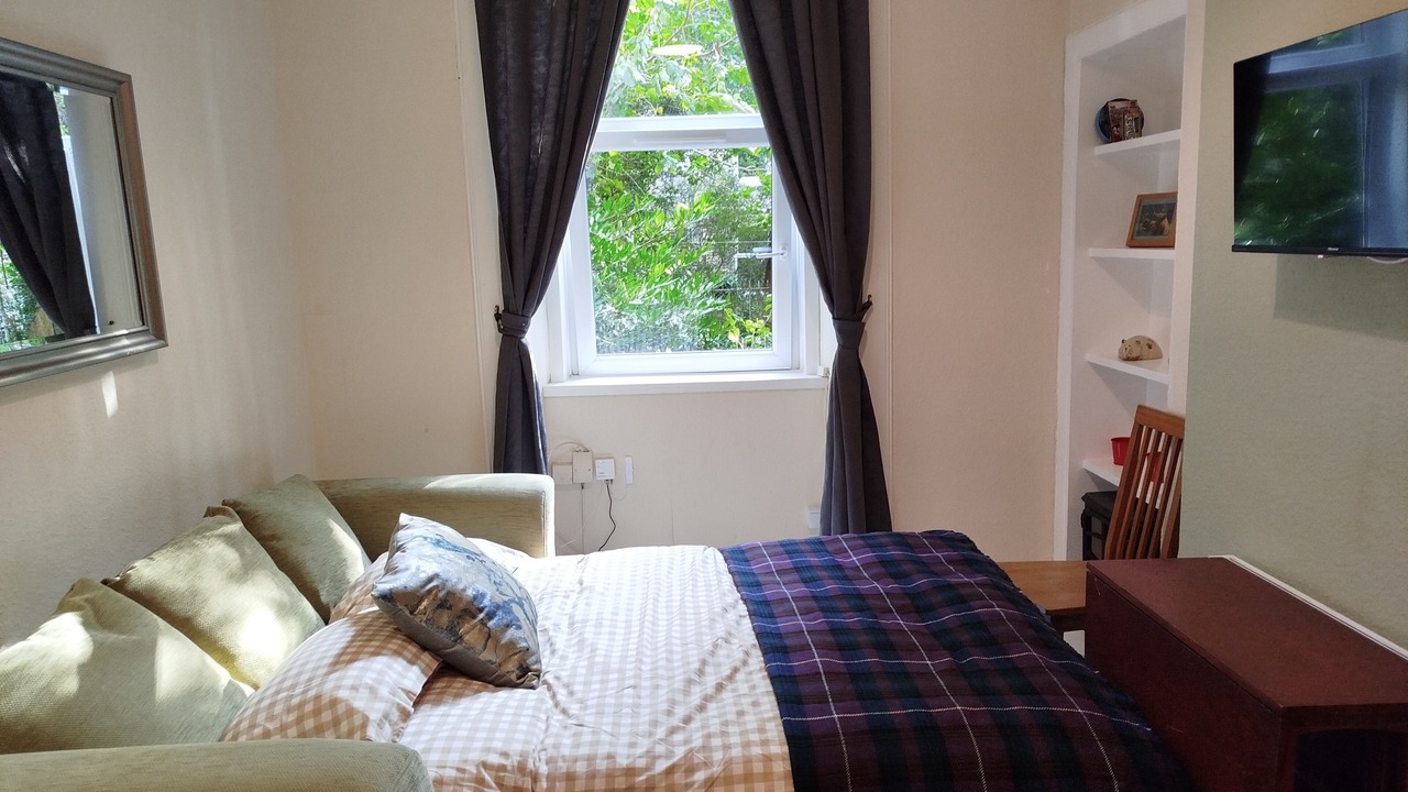 Photo of Bedroom in Gorgie