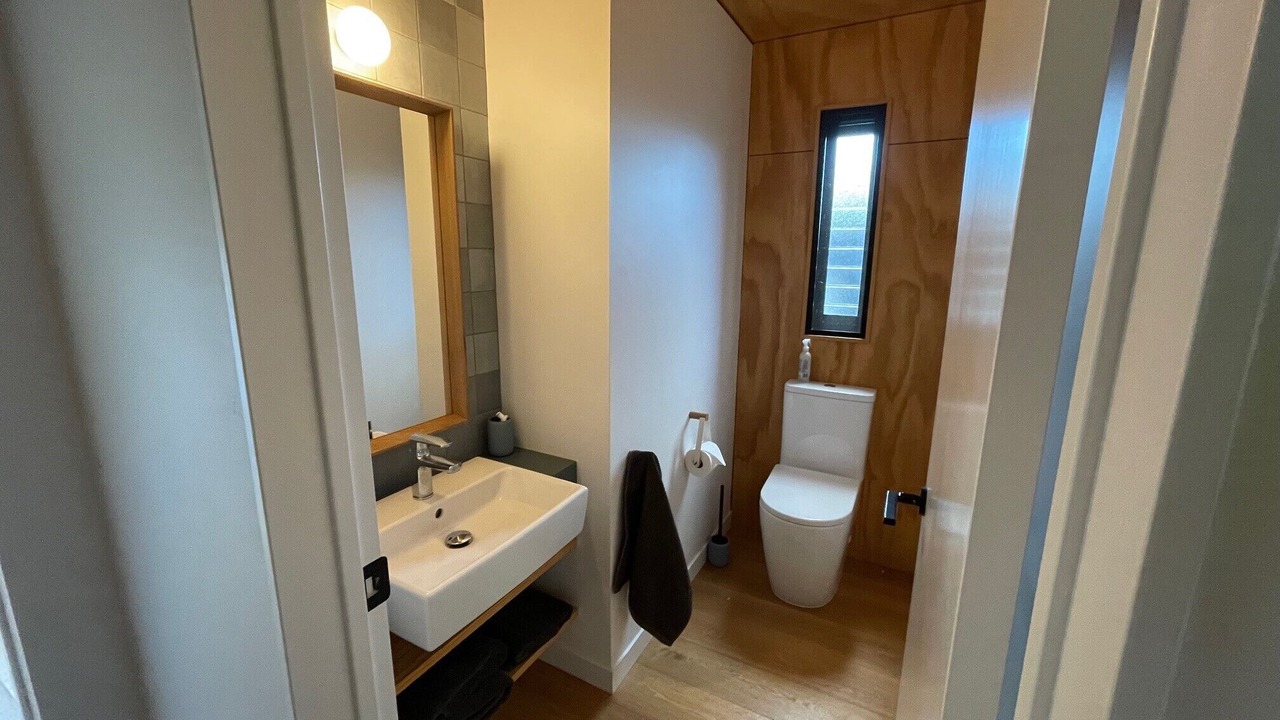 Photo of Bedroom in Matapouri