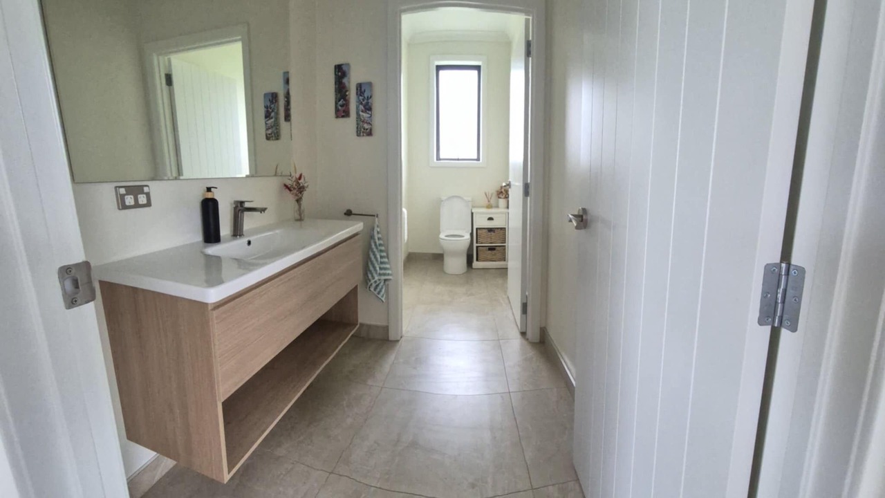 Photo of Bathroom in Mangapai