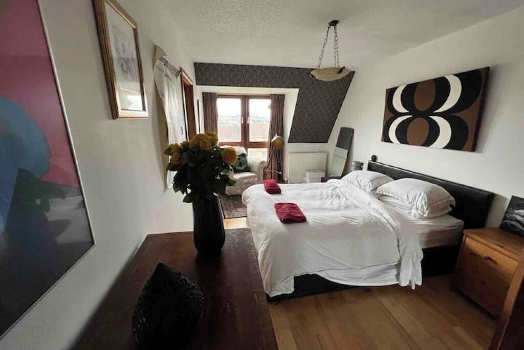 Photo of Bedroom in Finnieston